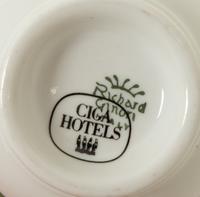 A Richard Ginori Porcleain Ercolano Green Pattern Partial Tea Service