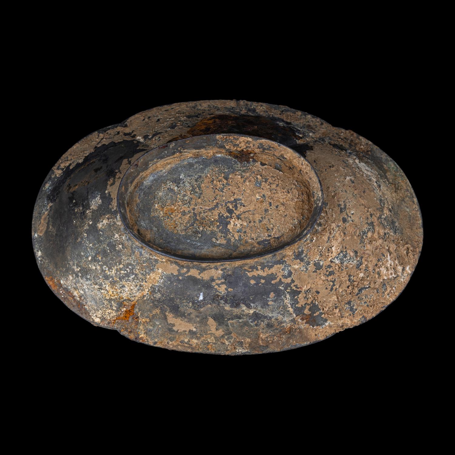 A Chinese Silver Begonia-Shaped Footed Dish, Tang Dynasty 唐 四曲海棠式高足銀碗