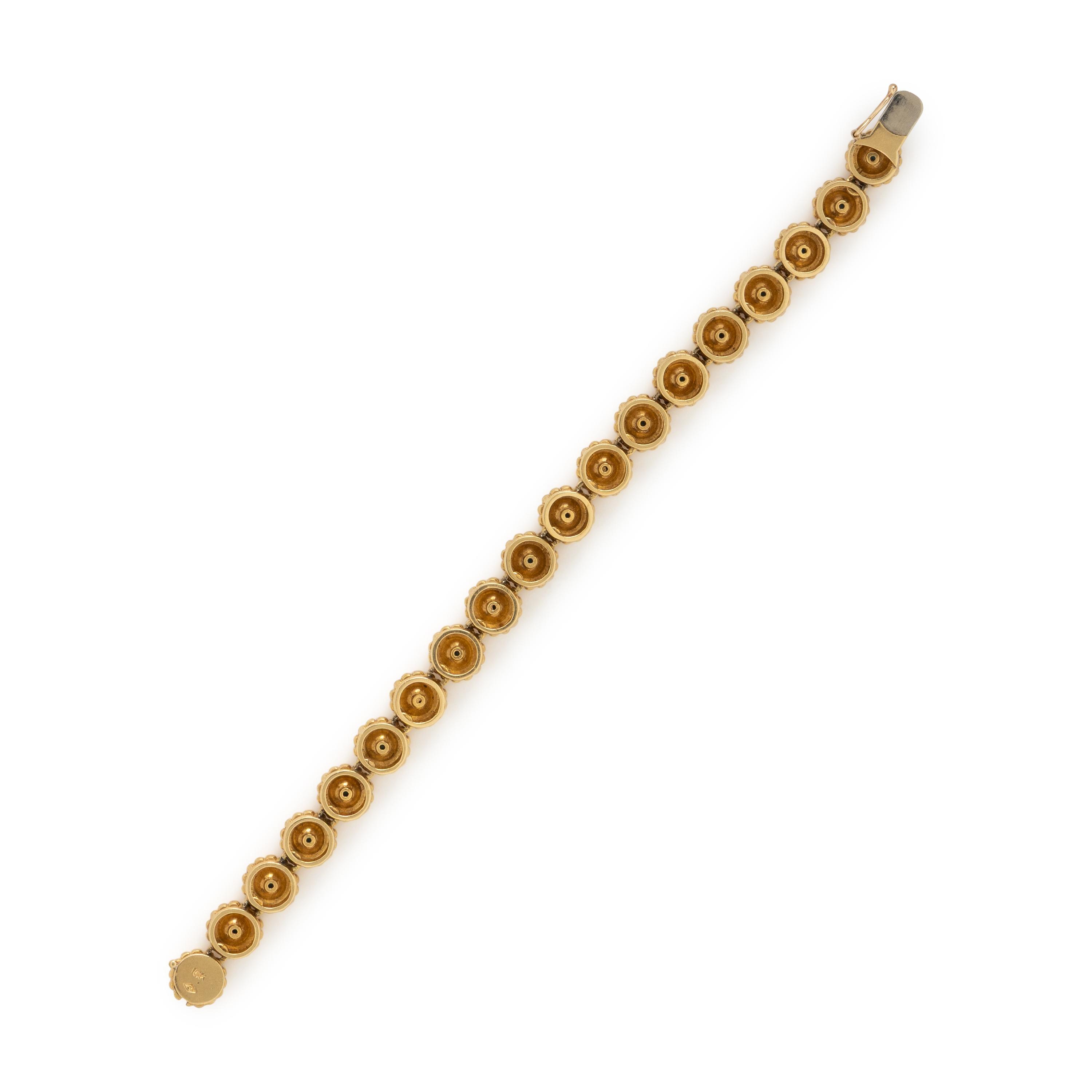 Turquoise and Yellow Gold Bracelet