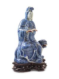A Blue and White Porcelain Figure of Guanyin