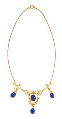 An Art Nouveau Yellow Gold and Lapis Lazuli Swag Necklace, 8.80 dtws