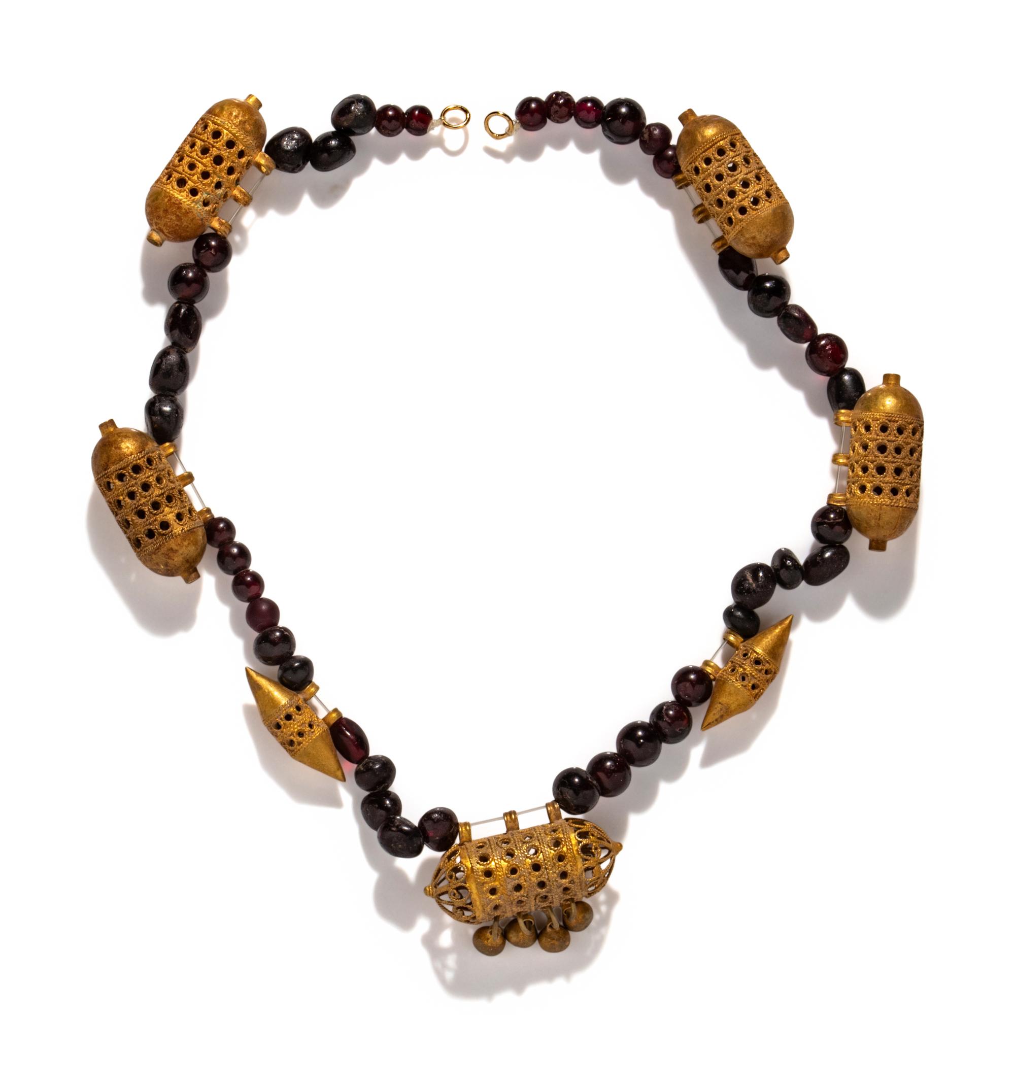 An Islamic Gold and Garnet Necklace