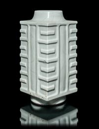 A Chinese Guan -Type Crackled Glazed Porcelain Cong Vase