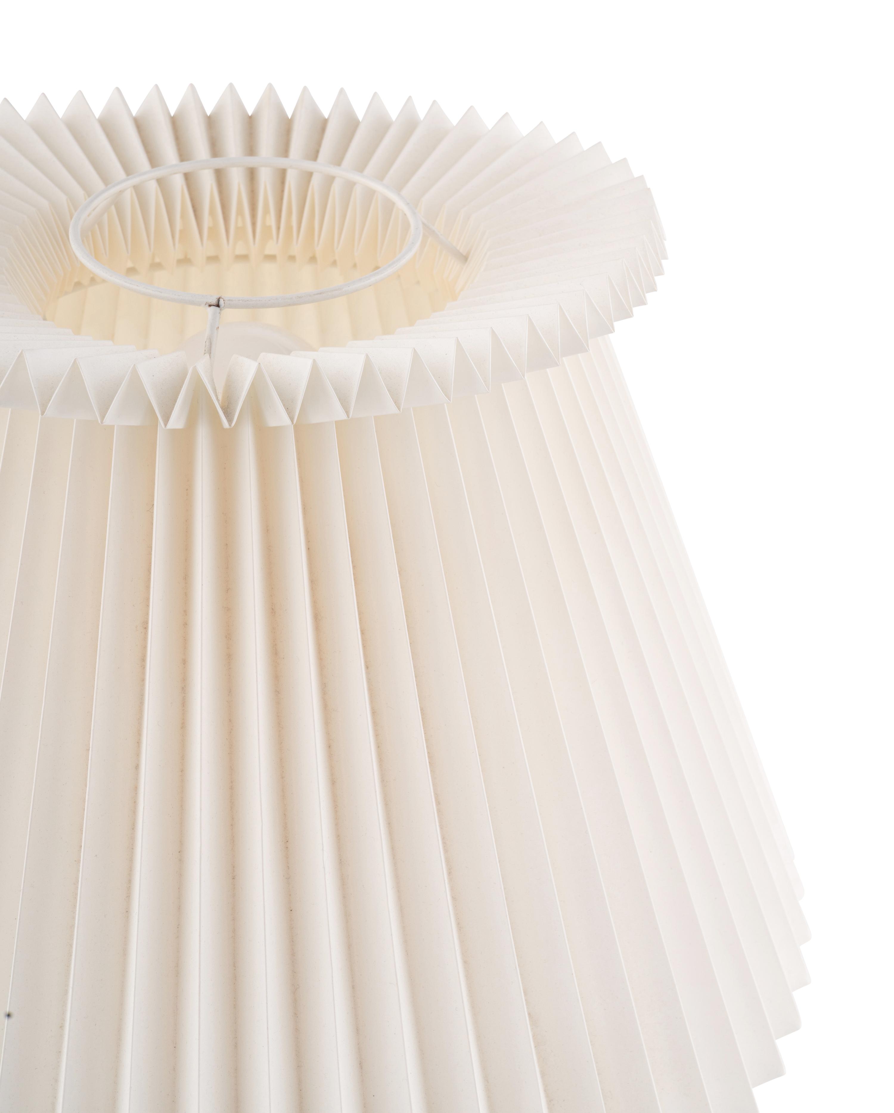 Le Klint Table Lamp