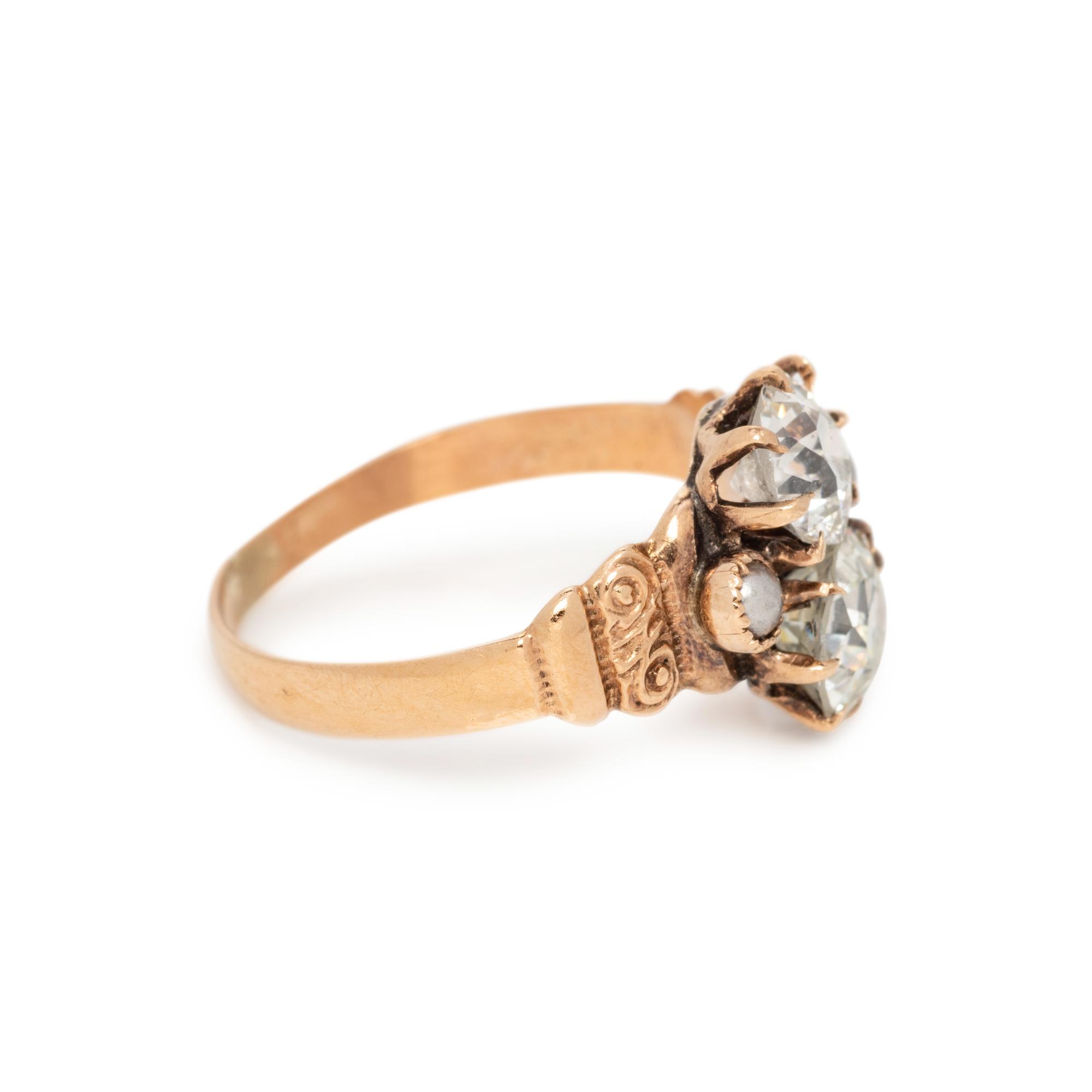 ANTIQUE, DIAMOND RING