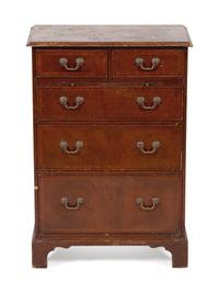 A Georgian Style Mahogany Bachelor's Chest