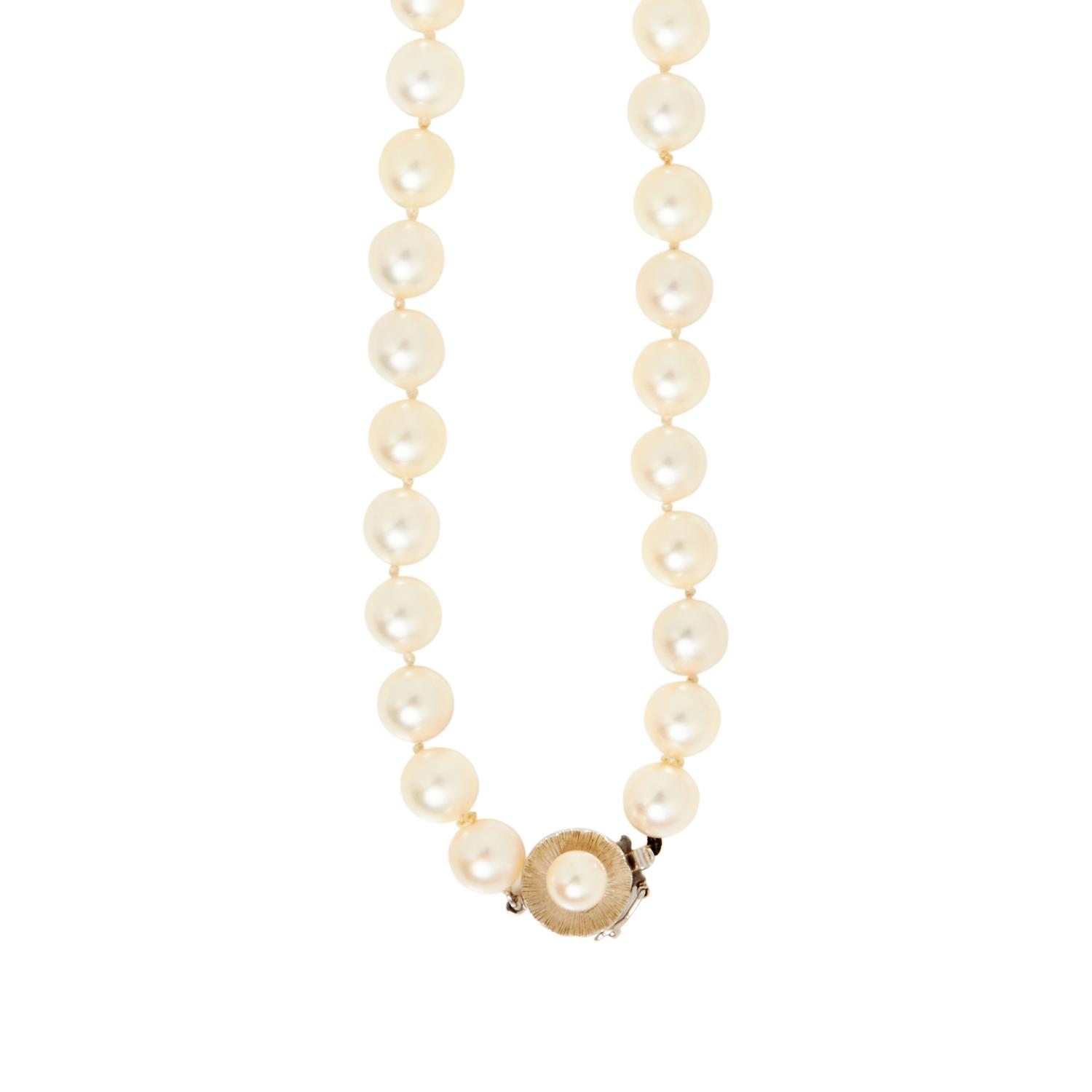 CULTURED PEARL AND DIAMOND JEWELRY SUITE