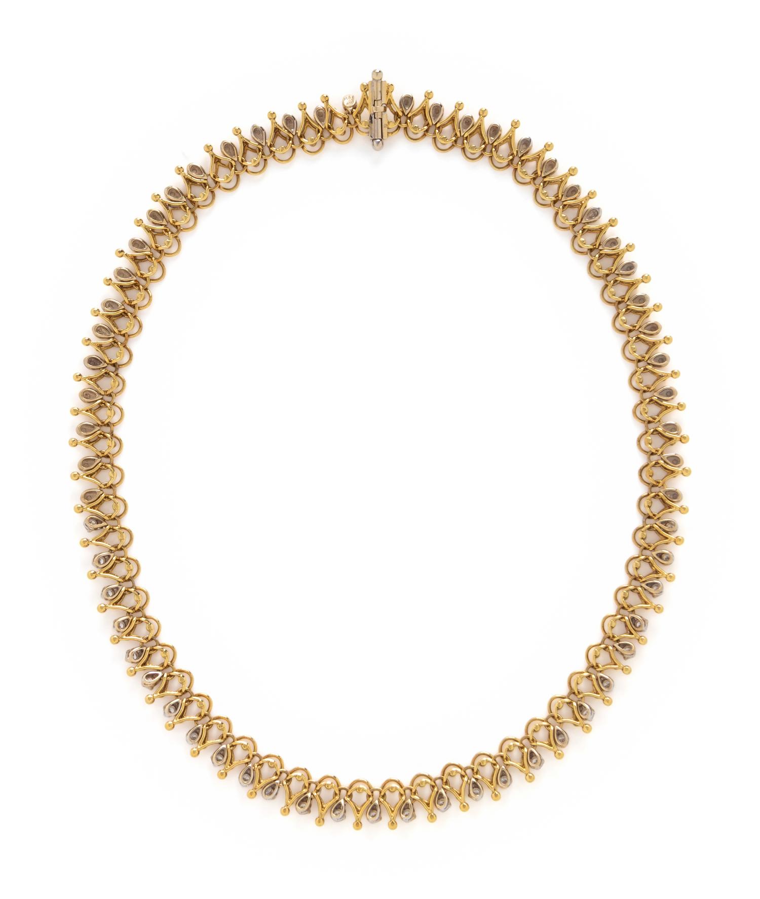 GOLD AND DIAMOND NECKLACE
