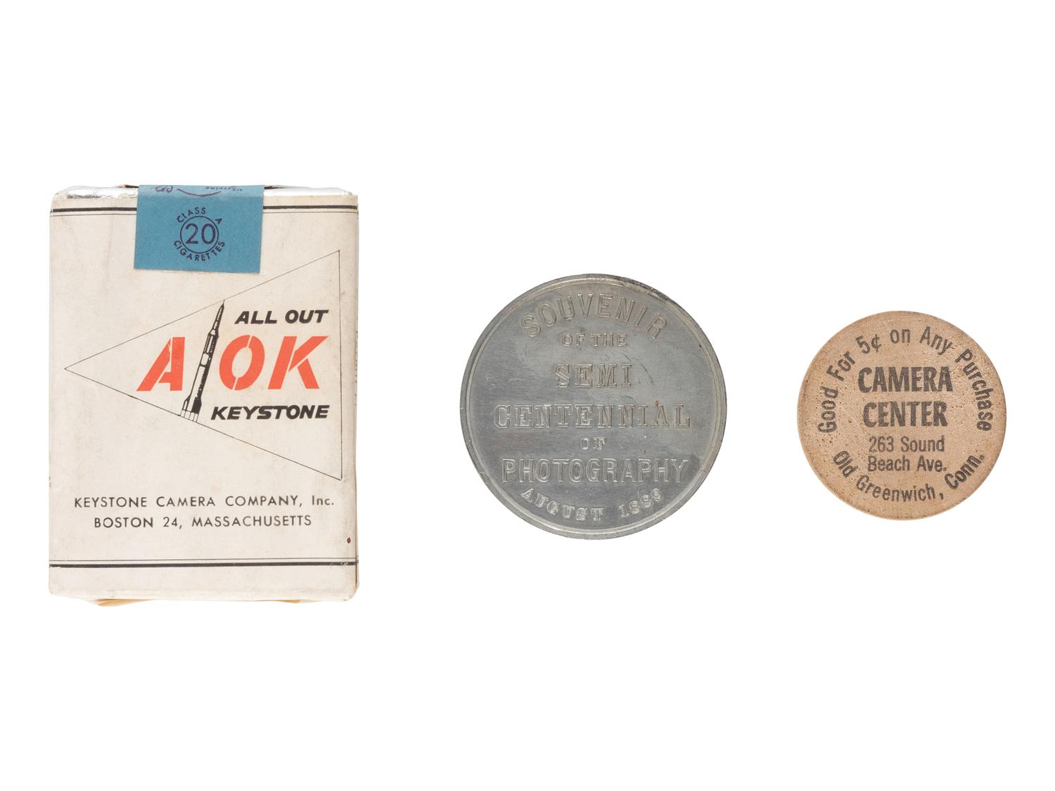 [EARLY PHOTOGRAPHY]. Novelty spy cameras and other photographic ephemera.