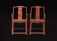A pair of Chinese huanghuali continuous yoke-back armchairs, Nanguanmaoyi, Qing Dynasty 黃花梨南官帽椅一對 清