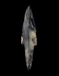A Neolithic Flint Trifacial Dagger