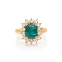 EMERALD AND DIAMOND RING