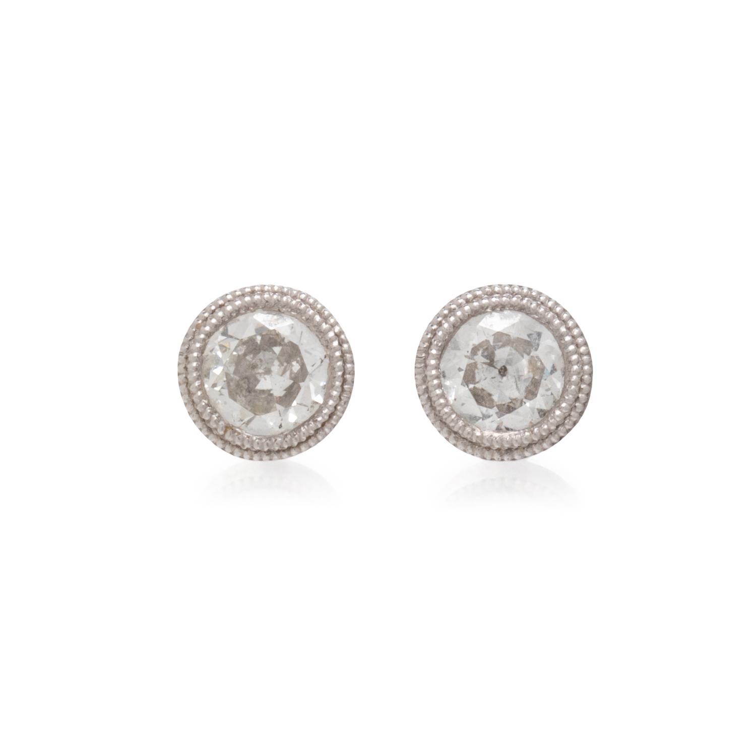 DIAMOND EARRINGS AND EARRING JACKETS