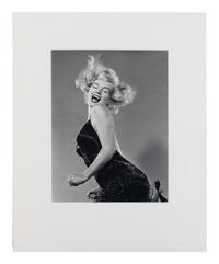 [PHOTOGRAPHY]. HALSMAN, Philippe (1906-1979). Halsman/Marilyn. New York: Neikrug Press, 1981.