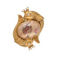 ELIZABETH GAGE, YELLOW GOLD, CRYSTAL AND DIAMOND FISH BROOCH