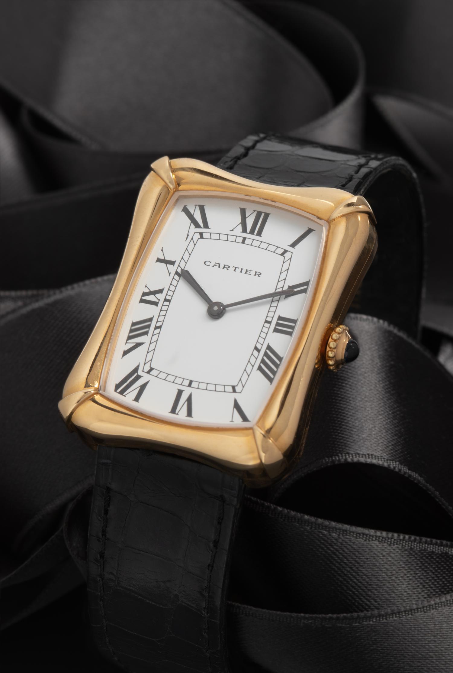 CARTIER, 18K YELLOW GOLD BAMBOO 'COUSSIN' WATCH