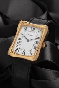 CARTIER, 18K YELLOW GOLD BAMBOO 'COUSSIN' WATCH