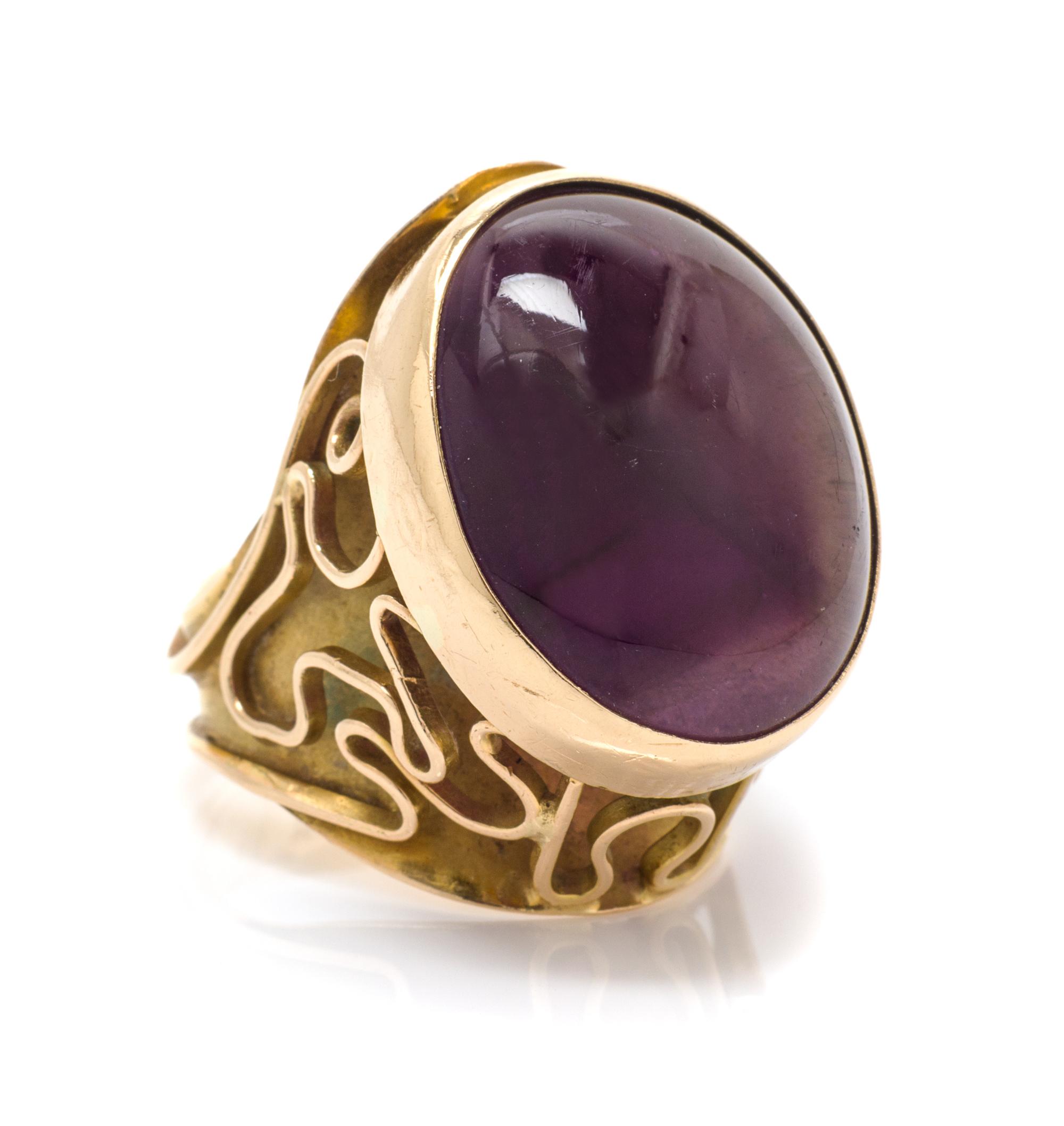 A Yellow Gold and Amethyst Ring, Heikki Seppa, 12.00 dwts.