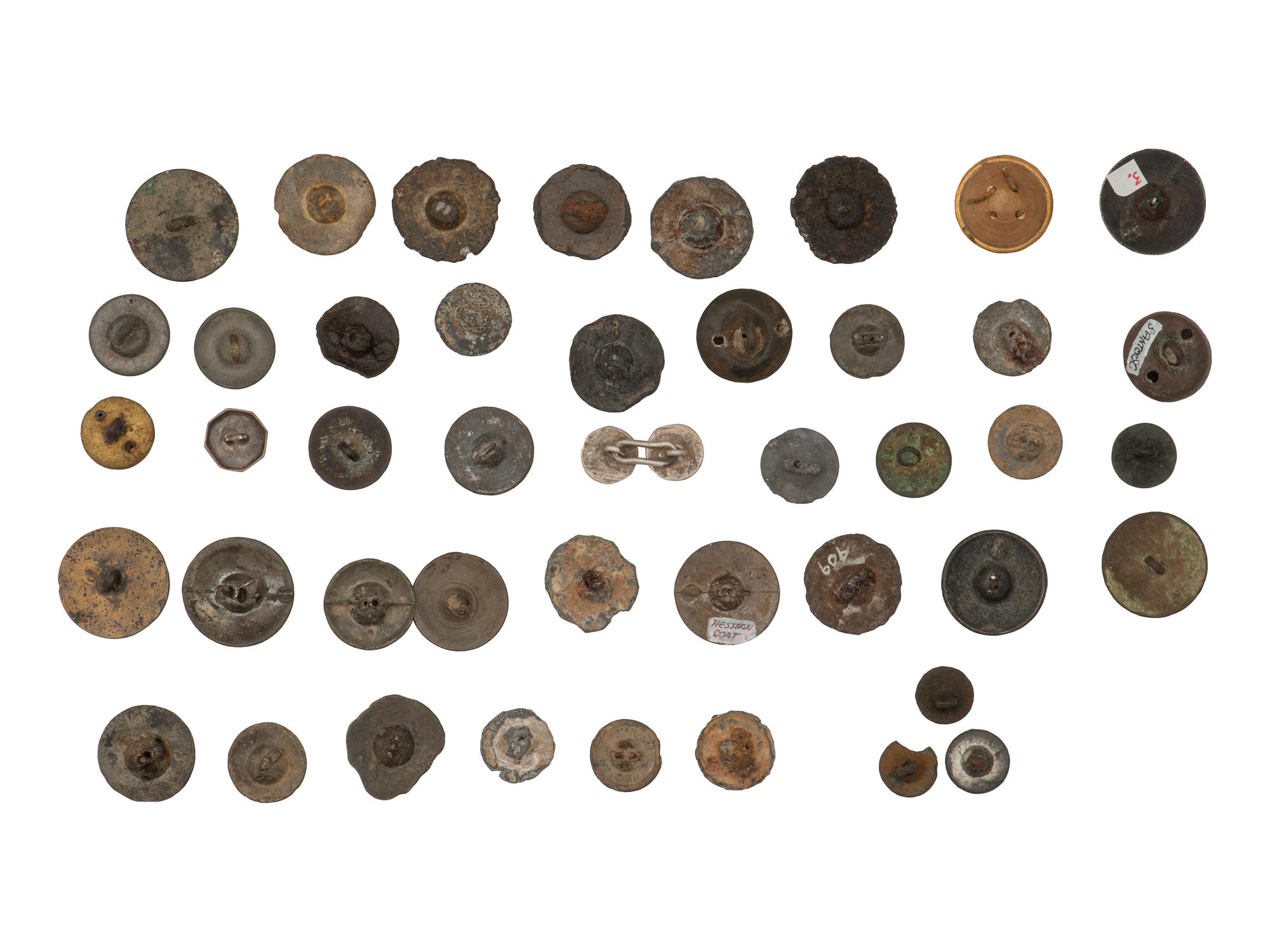 [MILITARIA]. 40+ British buttons from the Estate of Carroll J. Delery III. Revolutionary War-1800s.