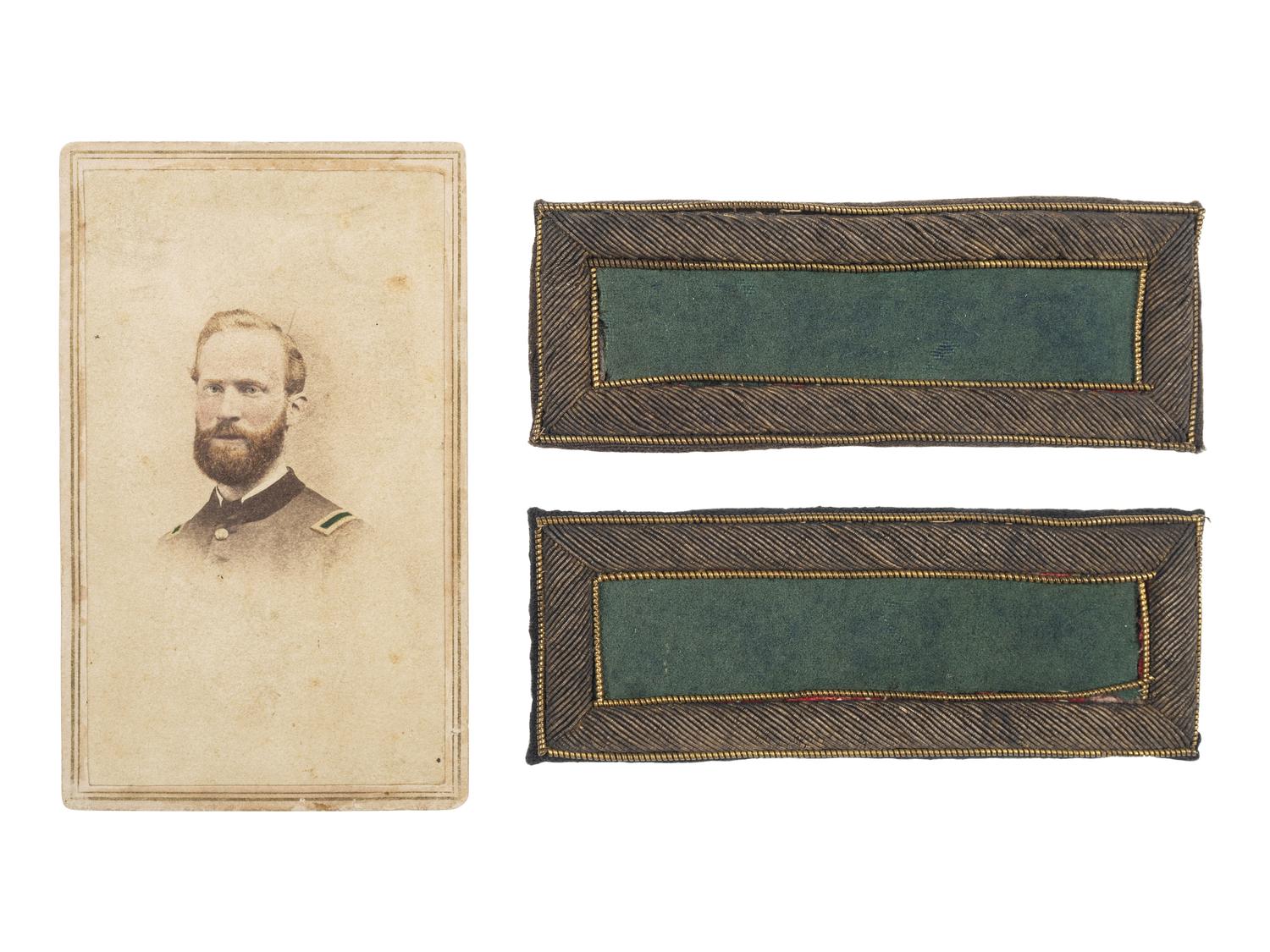 [CIVIL WAR]. Second lieutenant shoulder straps with CDV.