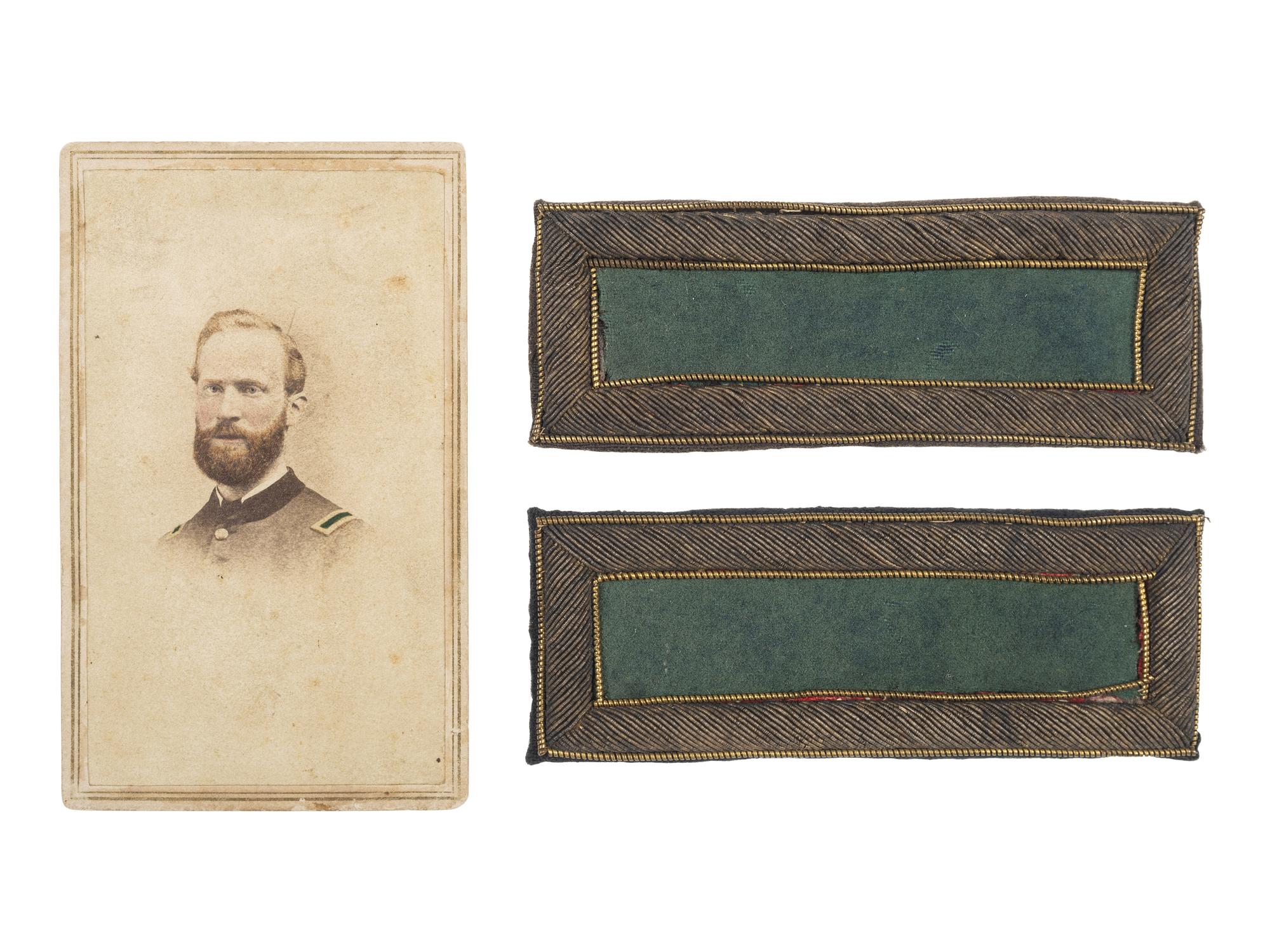[CIVIL WAR]. Second lieutenant shoulder straps with CDV.