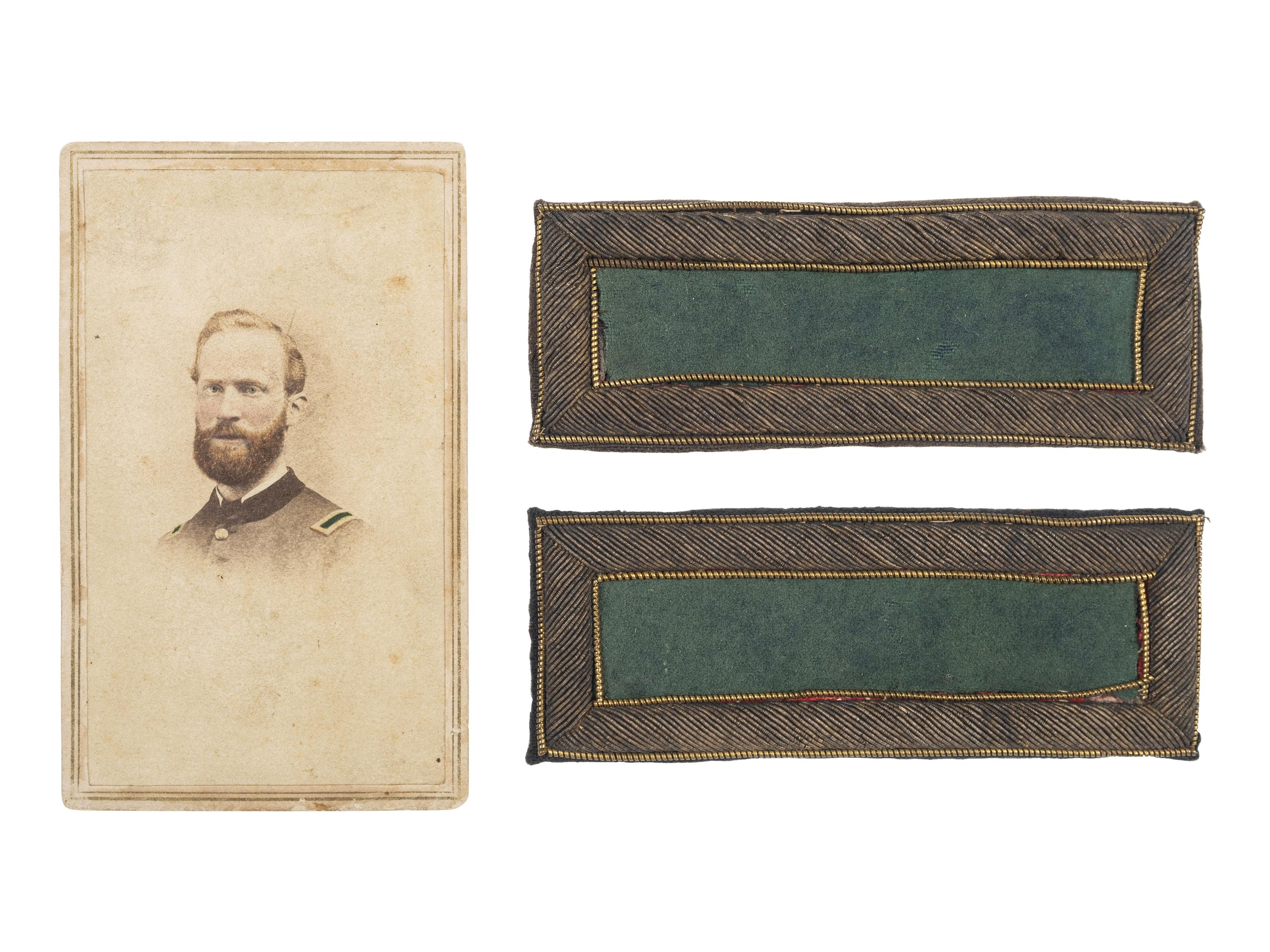 [CIVIL WAR]. Second lieutenant shoulder straps with CDV.
