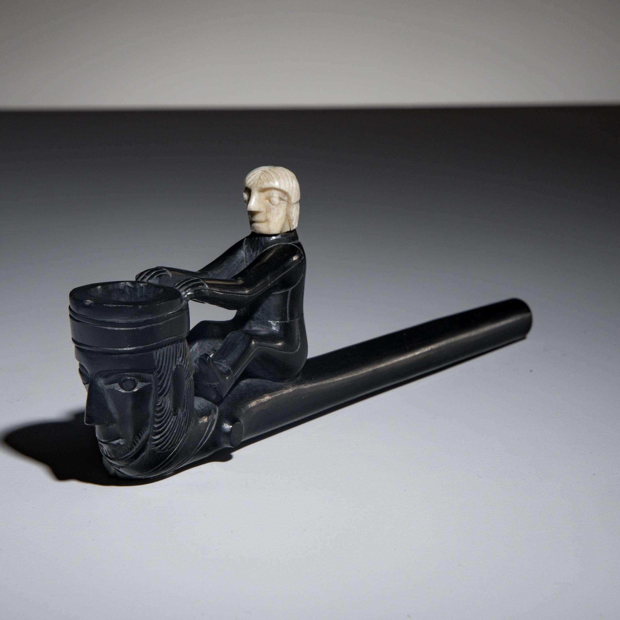 Haida Argillite Portrait Pipe