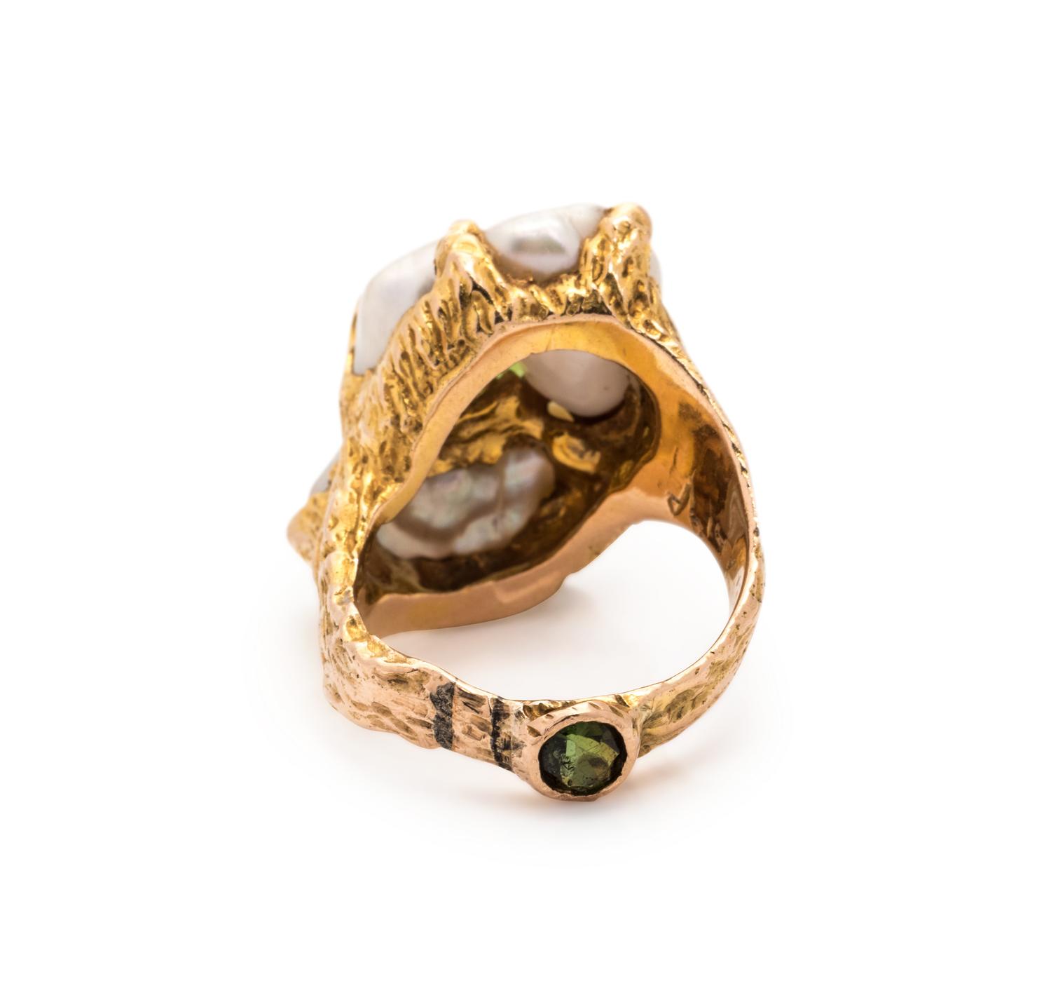 PERIDOT AND CULTURED PEARL RING