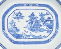 Three Chinese Export Porcelain Table Articles