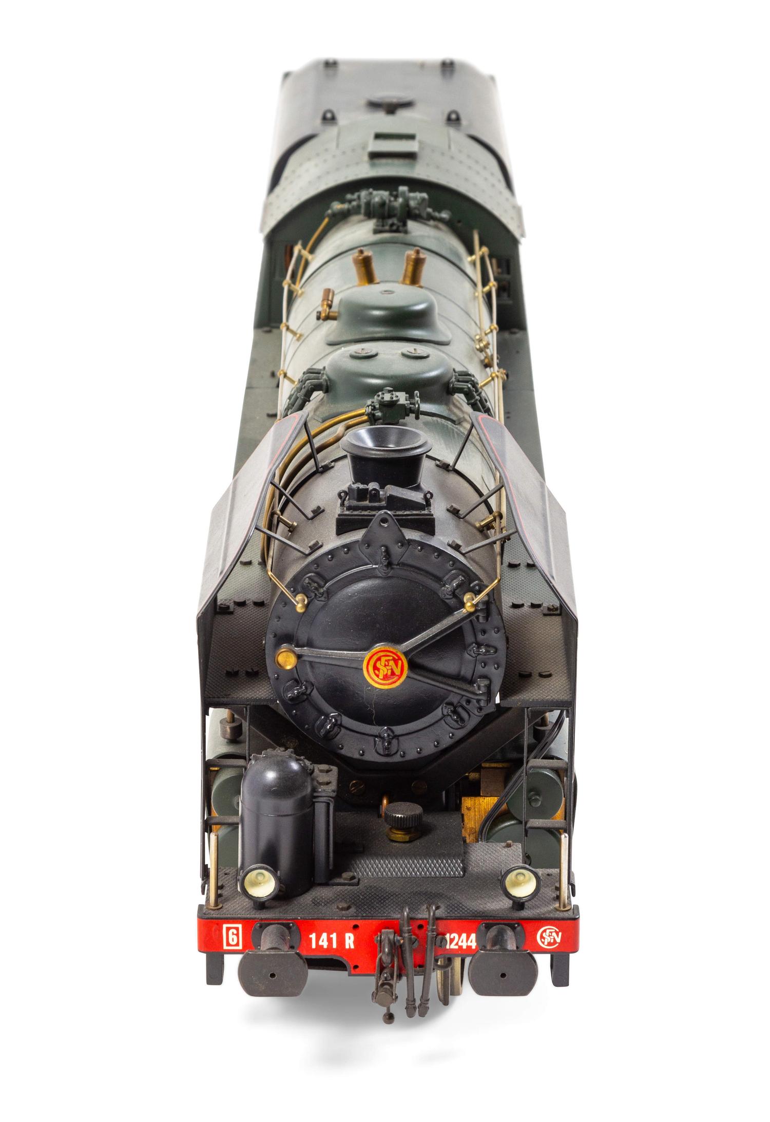 An Aster/Fulgurex Polychrome 1-Gauge S.N.C.F 2-8-2 Locomotive and Tender