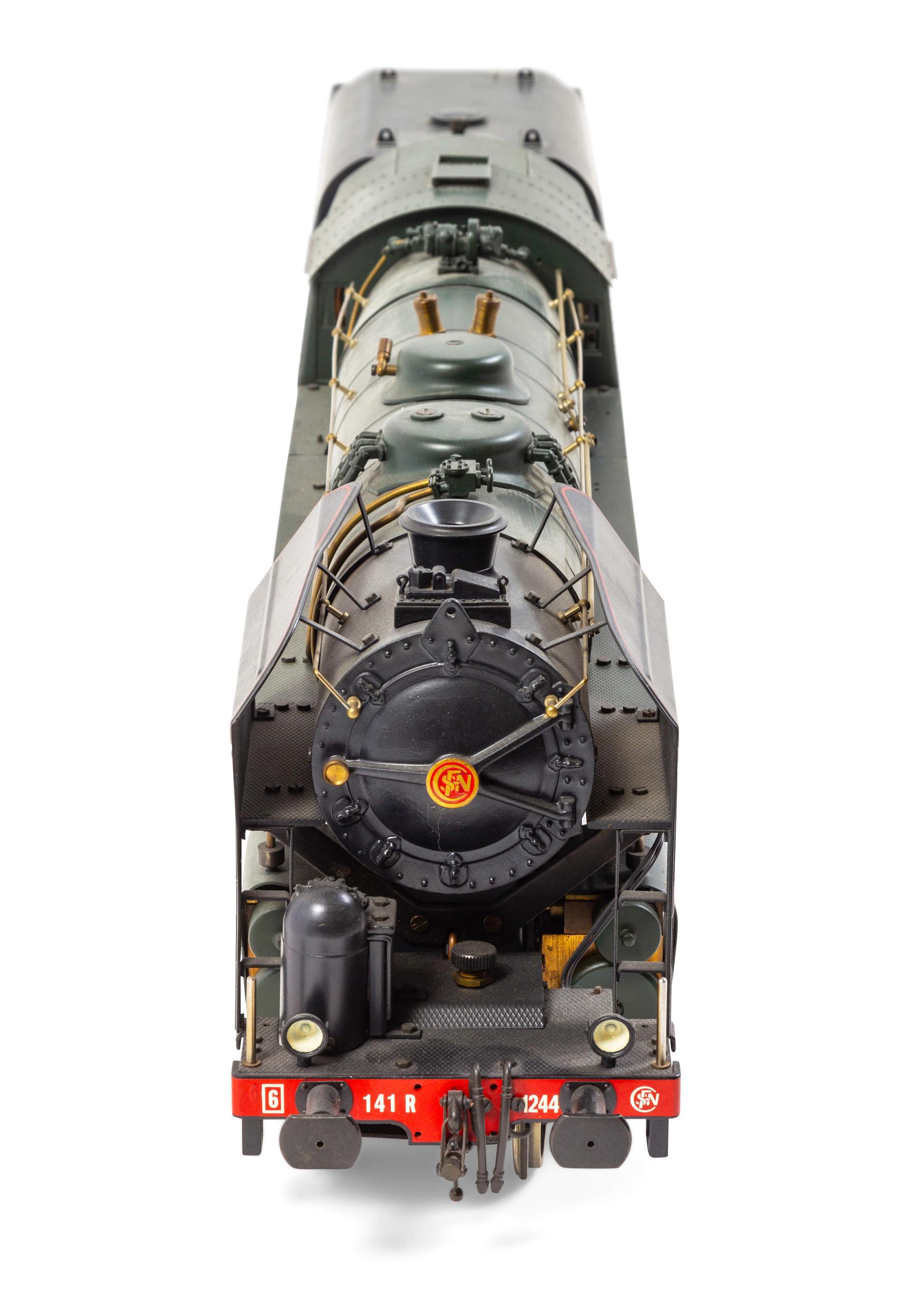 An Aster/Fulgurex Polychrome 1-Gauge S.N.C.F 2-8-2 Locomotive and Tender