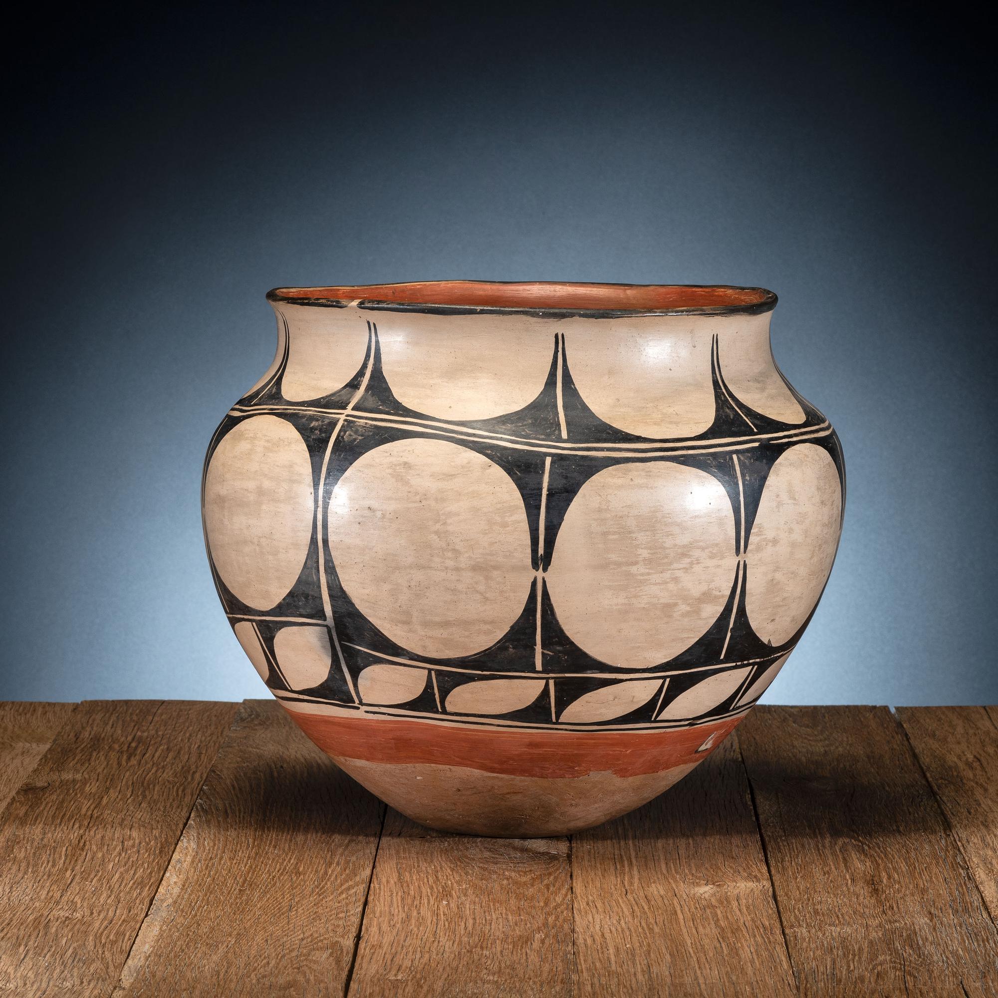 Kewa Pottery Storage Jar