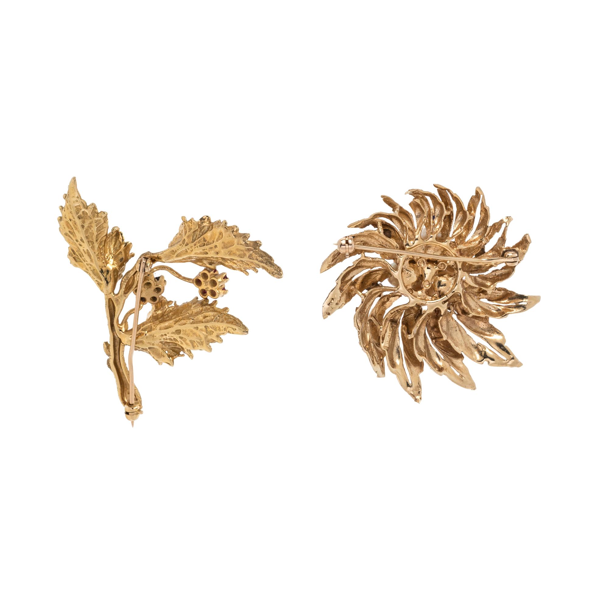 COLLECTION OF YELLOW GOLD, GEMSTONE AND CULTURED PEARL BROOCHES
