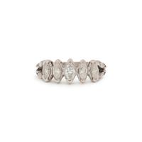 WHITE GOLD AND DIAMOND RING