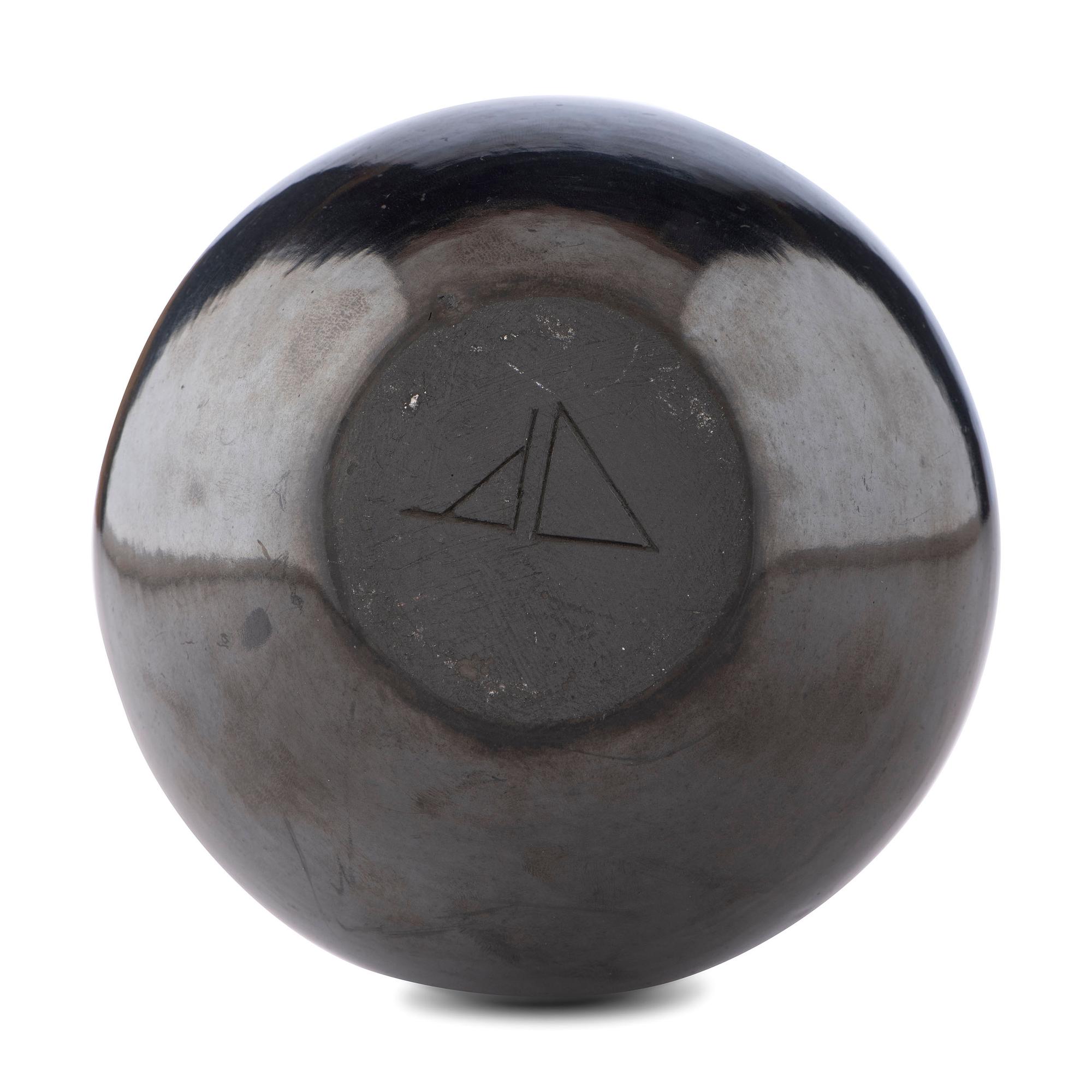 Black and Sienna Pottery Jar, with Gunmetal Finish