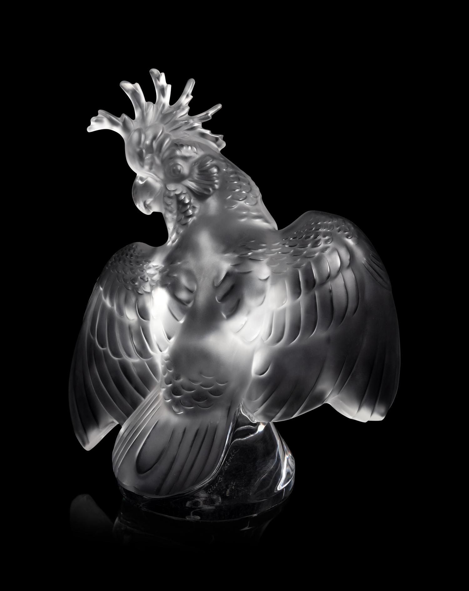 A Lalique Cacatoès Sculpture