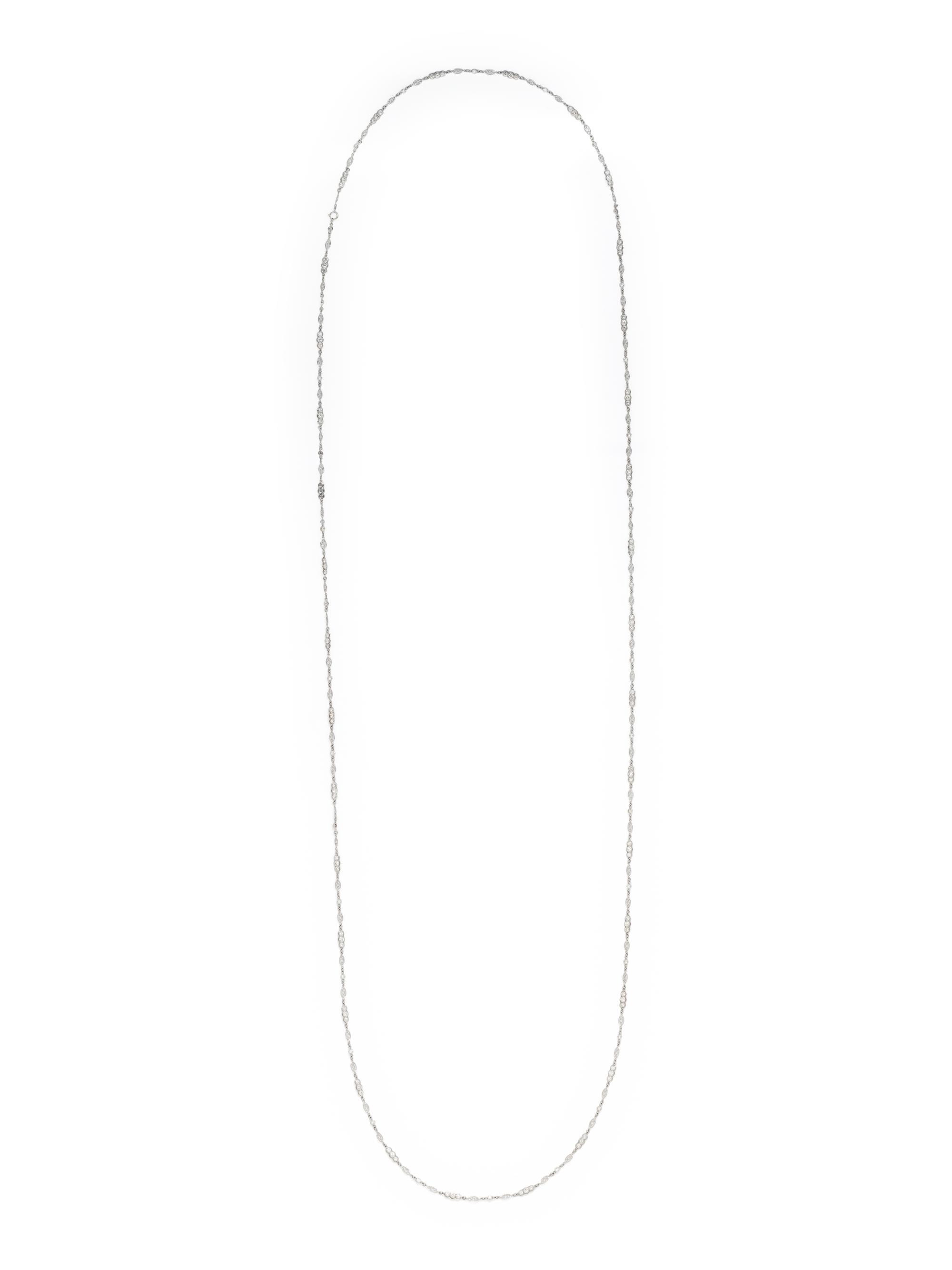 WHITE GOLD AND DIAMOND LONGCHAIN NECKLACE