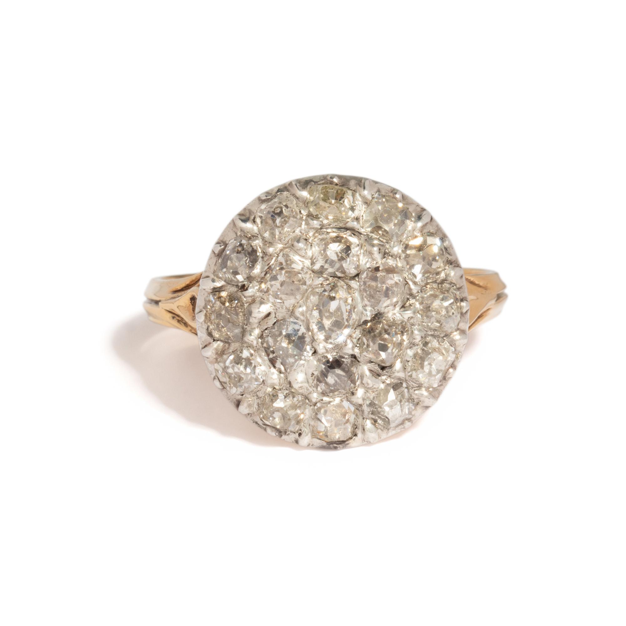 ANTIQUE, DIAMOND CLUSTER RING