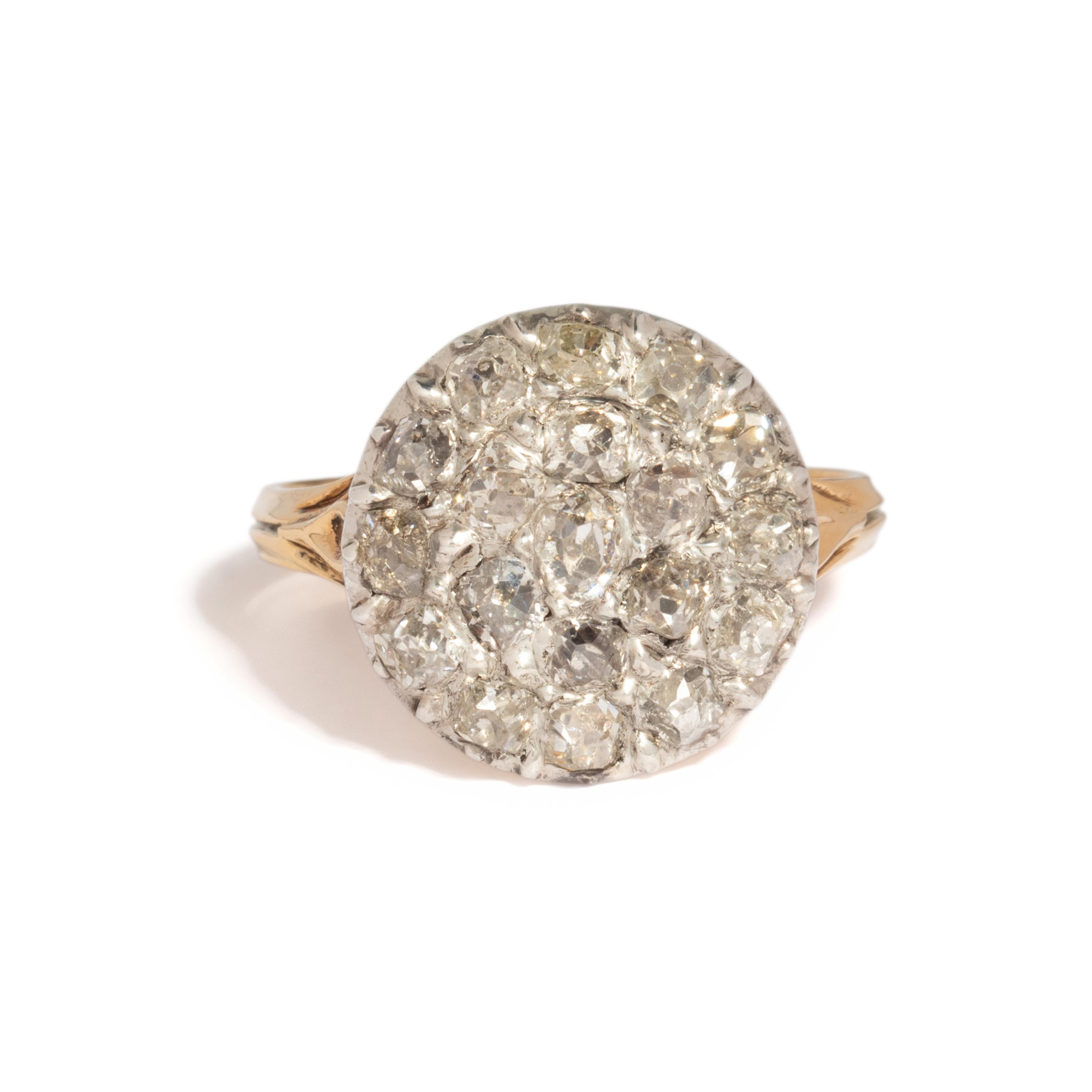 ANTIQUE, DIAMOND CLUSTER RING