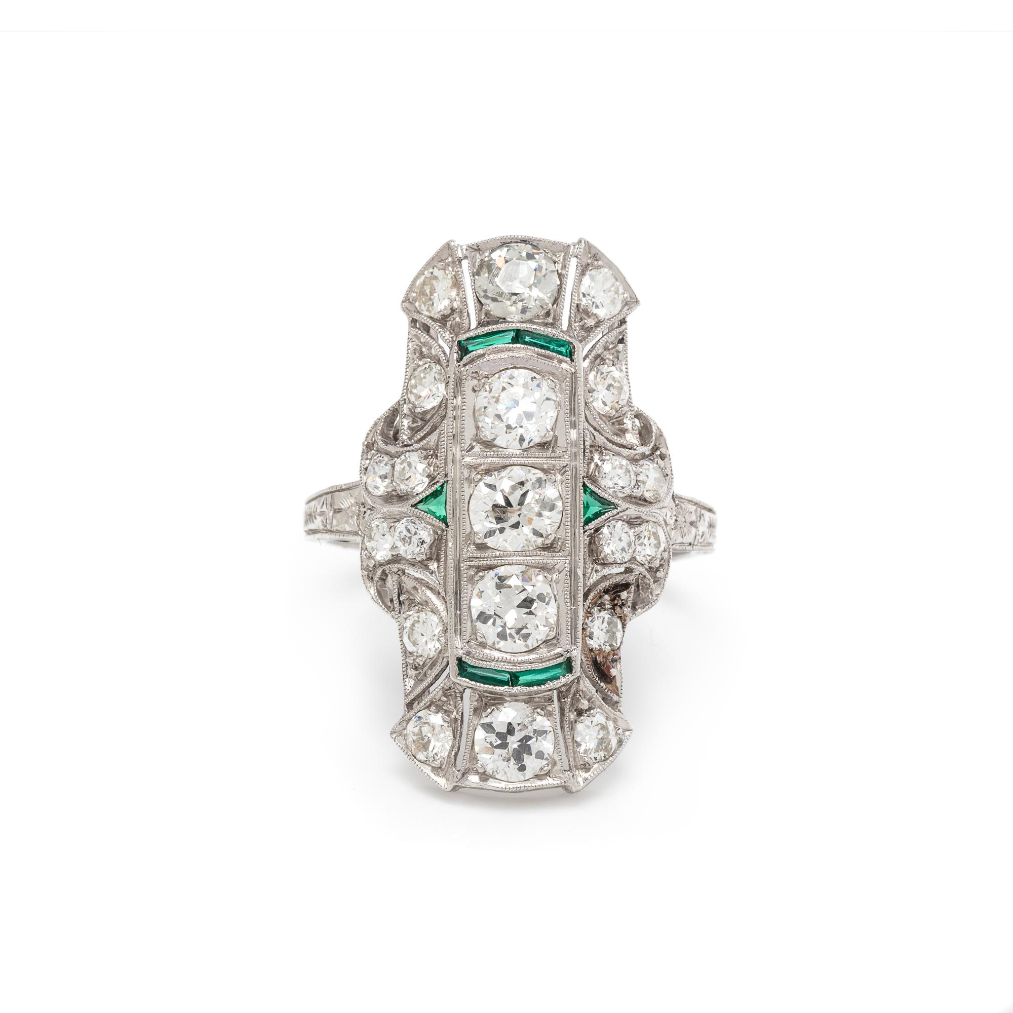 DIAMOND RING