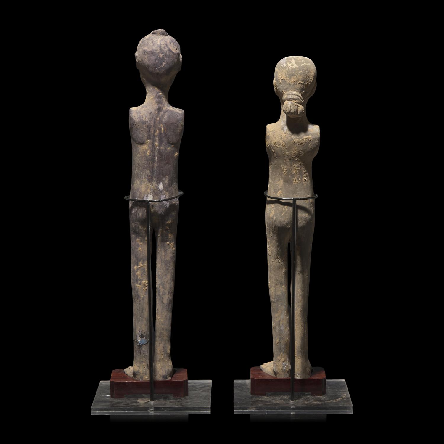 Two Chinese Pottery Tomb Figures, Han Dynasty 漢 灰陶俑兩件