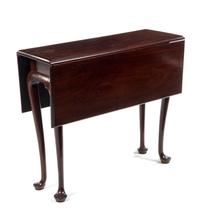 A Queen Anne Walnut Drop-Leaf Table Height 27 1/2 x width 12 (closed) x depth 31 1/4 inches. — 18TH CENTURY