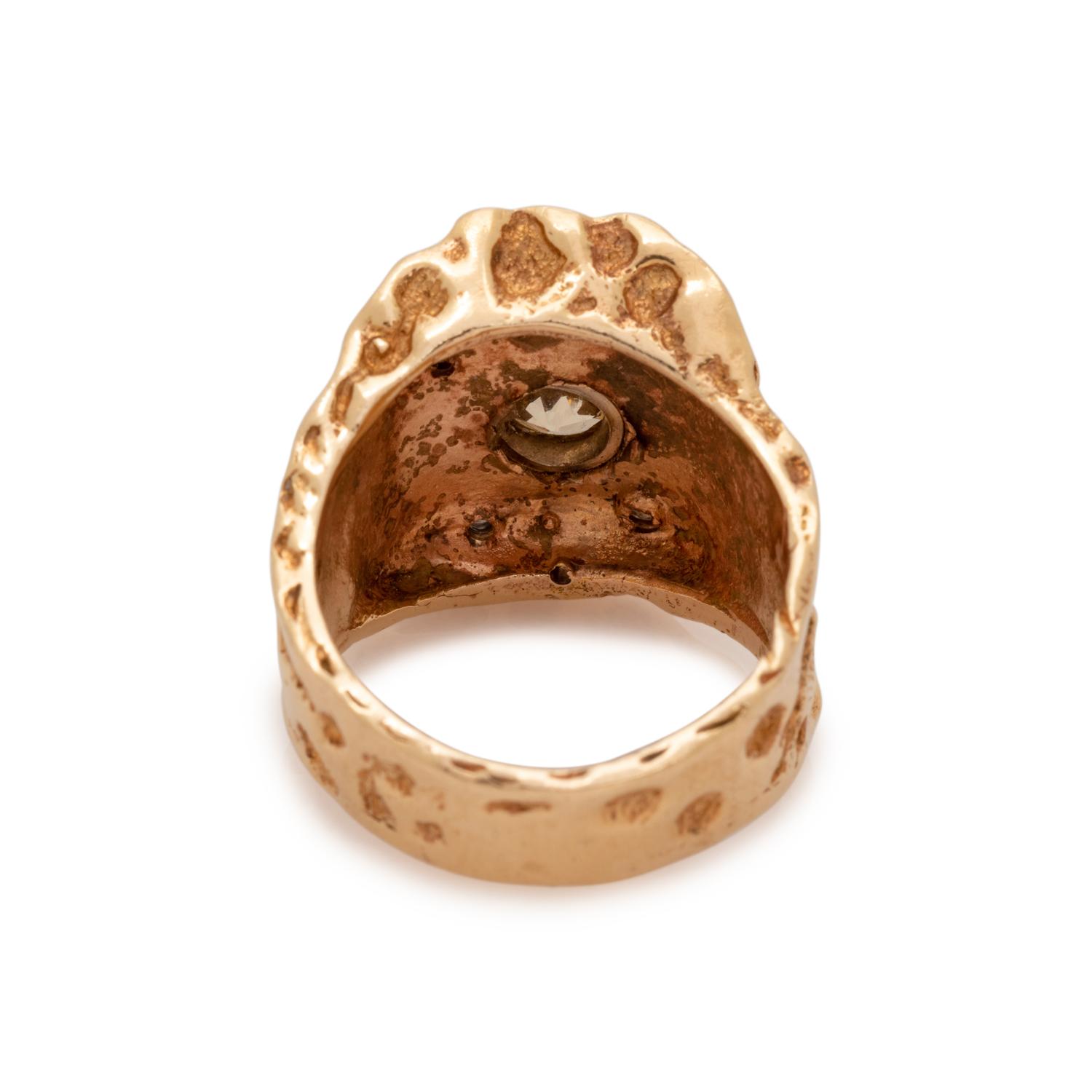 YELLOW GOLD AND DIAMOND RING