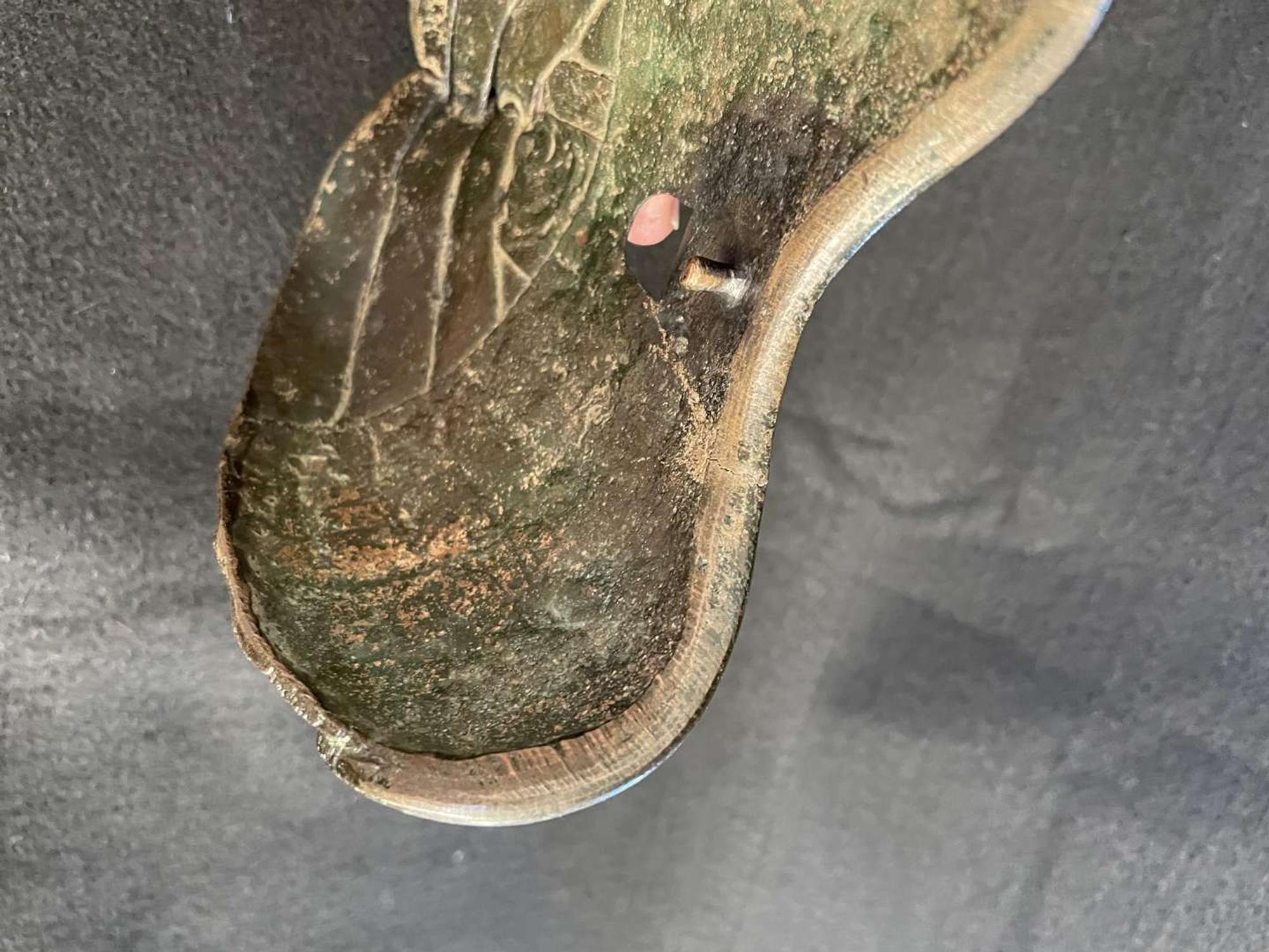 A patinated bronze goose-form incense burner 铜加漆鹅形香炉一件 Late 18th to 19th century ???????????