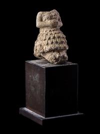 A Sumerian Alabaster Worshipper Figure Fragment