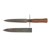 French Model 1916 Type II Le Vengeur Fighting Knife with Scabbard