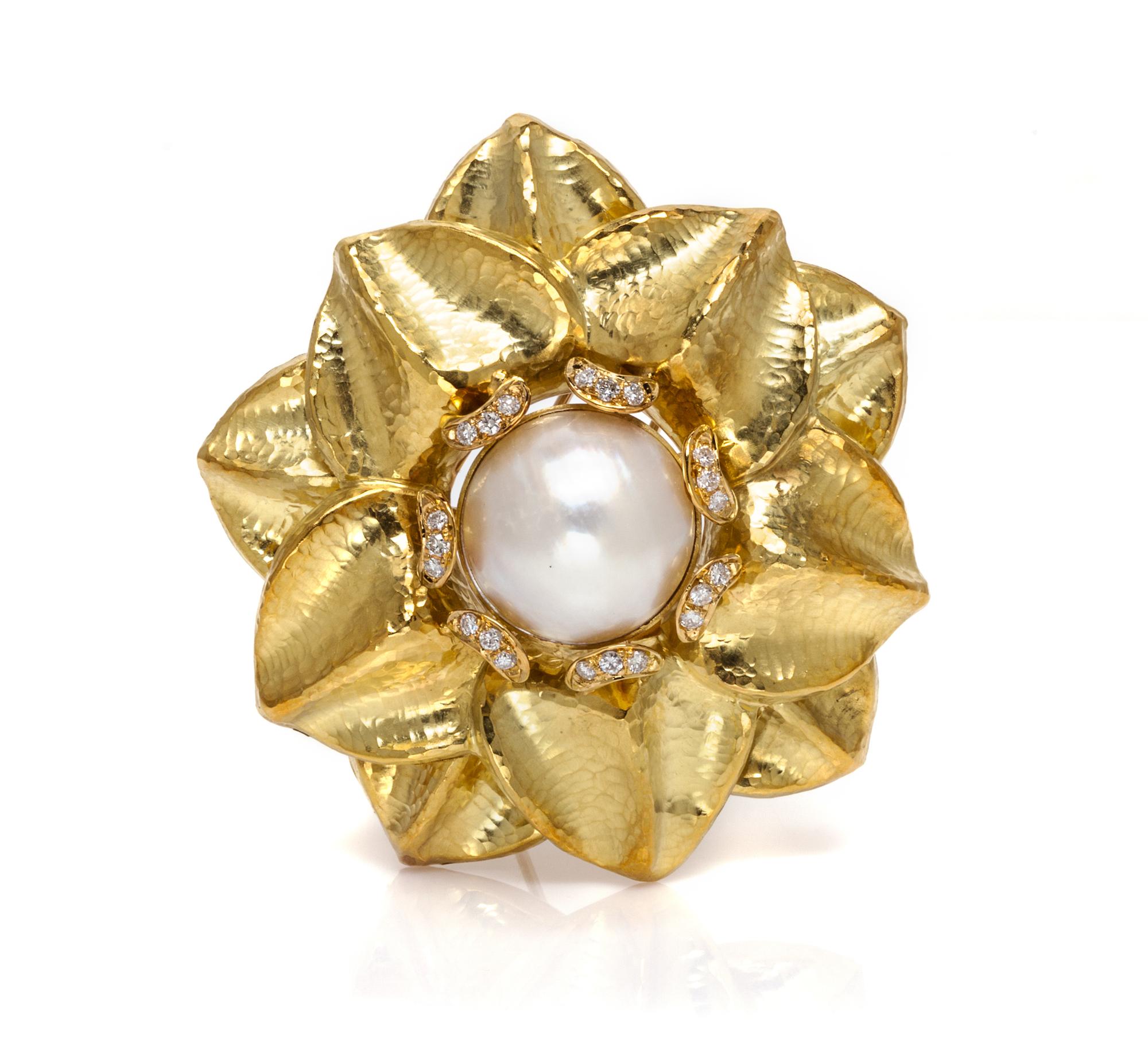 An 18 Karat Yellow Gold, Mabe Pearl and Diamond Brooch, 31.60 dwts.