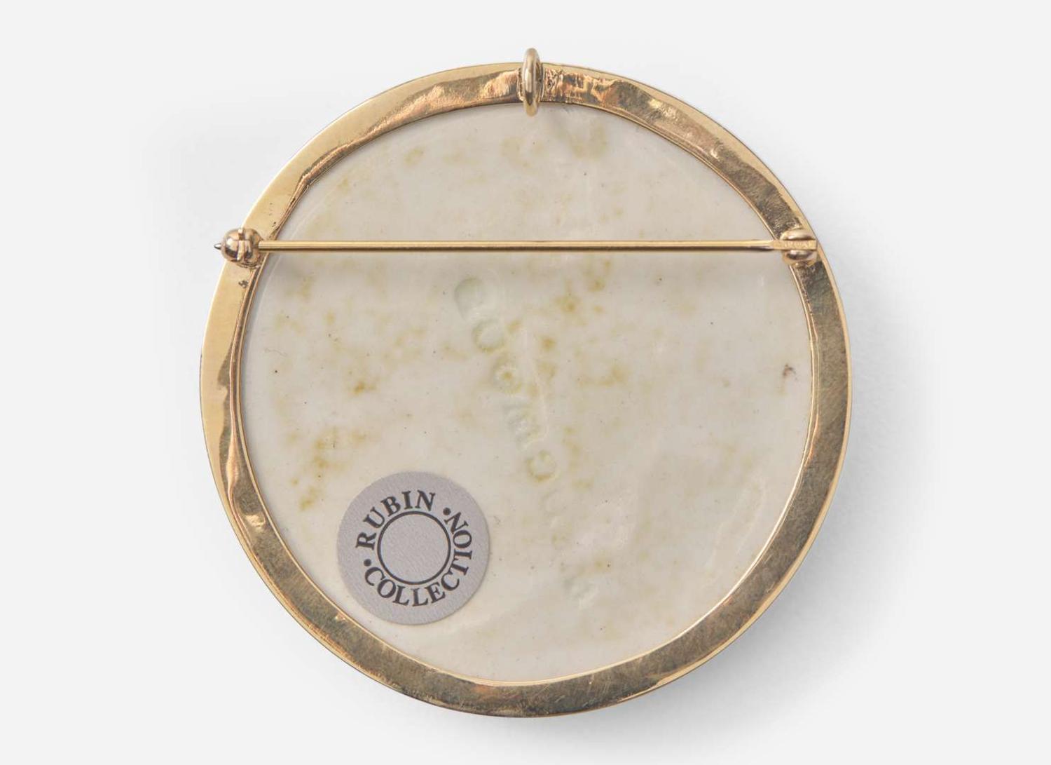 A Wedgwood Lustre Queensware Brooch or Pendant, UK, circa 1920