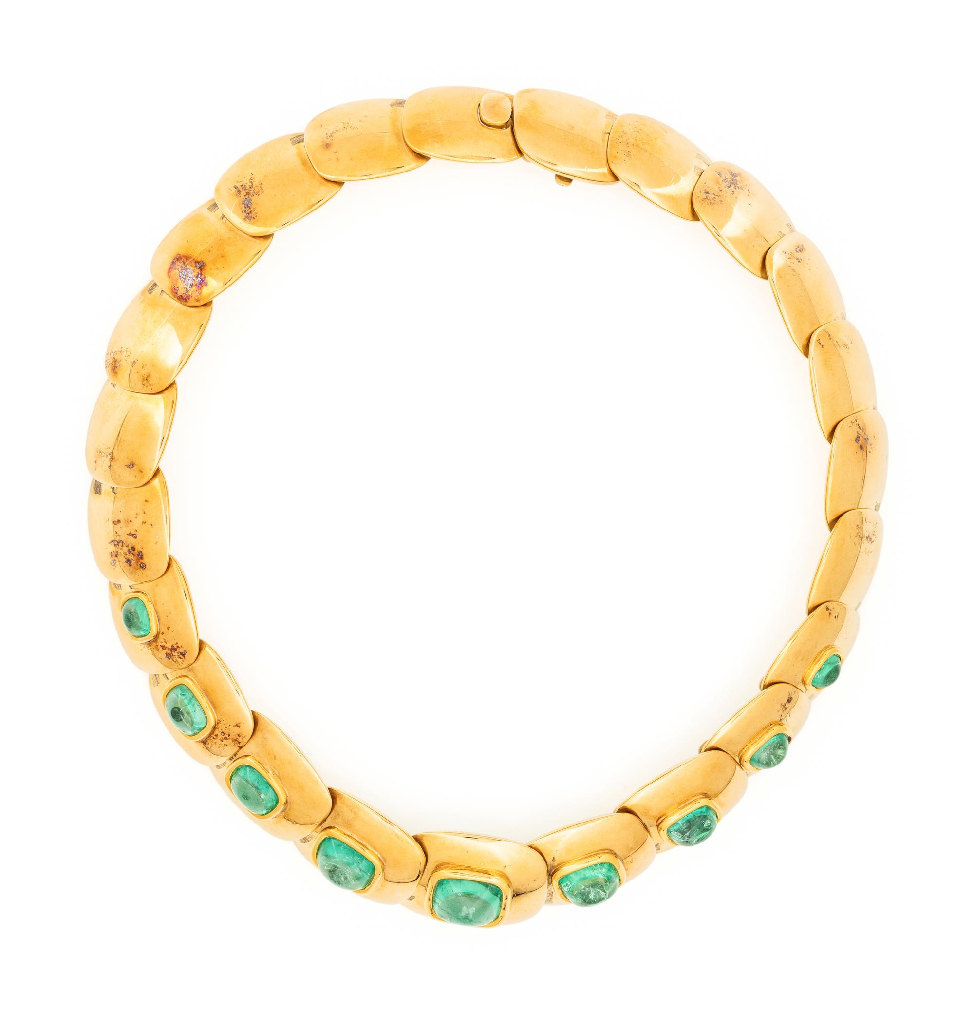 POIRAY, YELLOW GOLD AND EMERALD NECKLACE