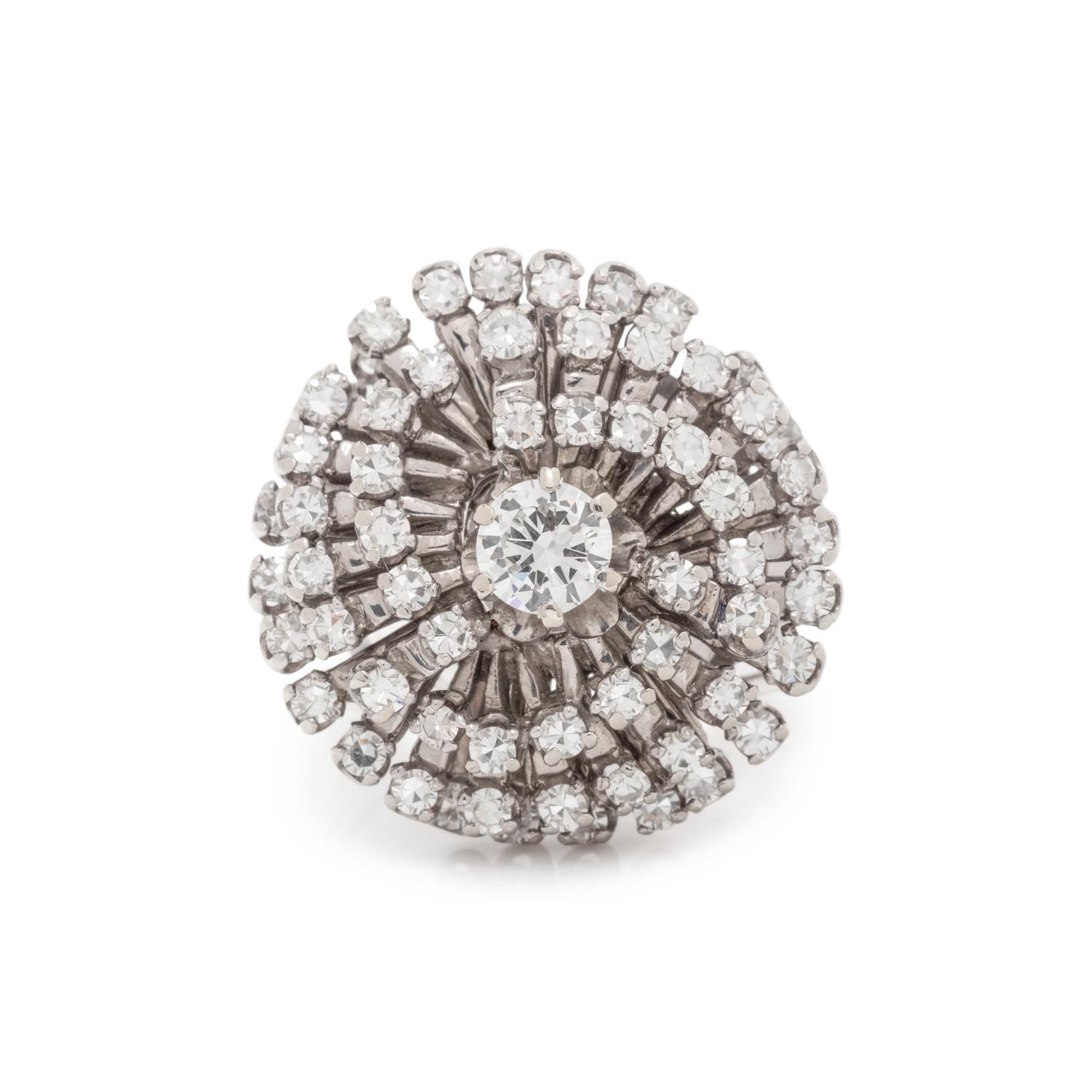 WHITE GOLD AND DIAMOND RING